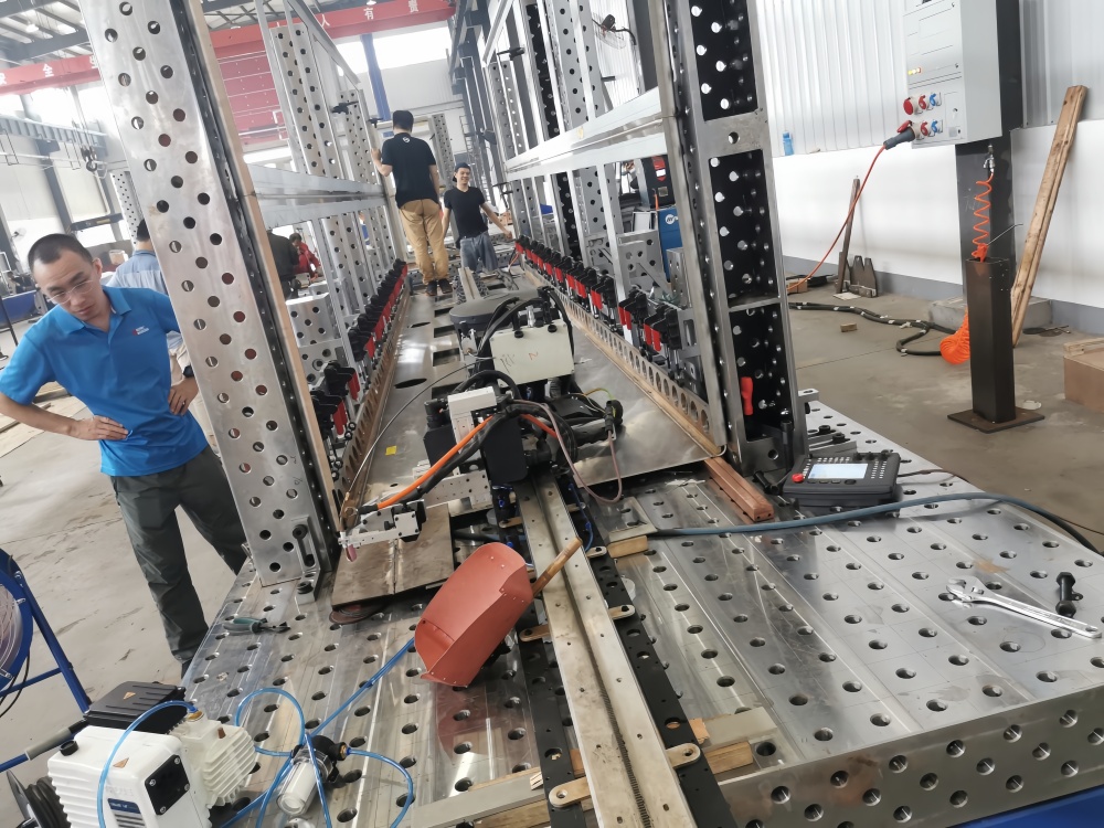 鍍鉻三維柔性焊接平臺(tái)